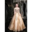Charmant Doré Robe De Bal 2021 Princesse De l'épaule Perlage Paillettes En Dentelle Fleur Sans Manches Dos Nu Longue Promo Robe De Ceremonie