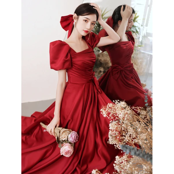 Elegant Burgundy Satin Prom Dresses 2021 A-Line / Princess Square Neckline Short Sleeve Bow Backless Floor-Length / Long Prom Formal Dresses