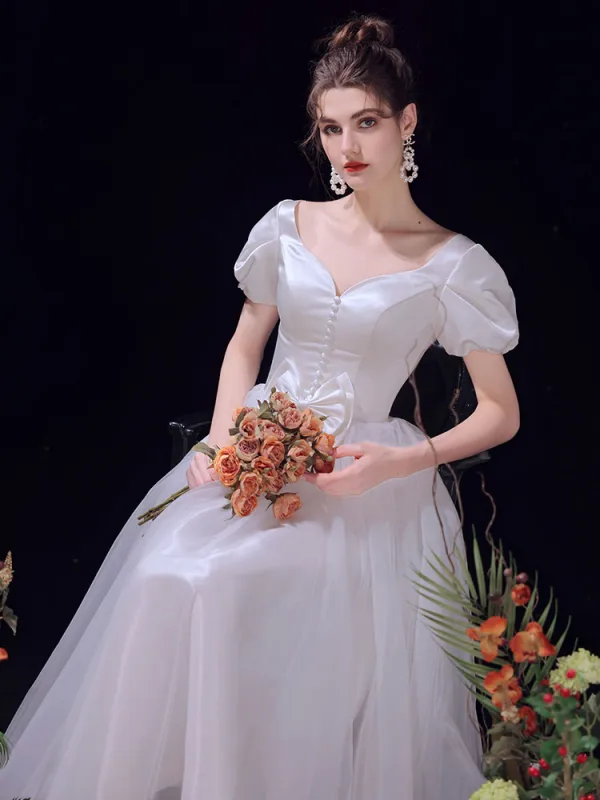 Modest / Simple Ivory Wedding Dresses 2021 A-Line / Princess Bow V-Neck Short Sleeve Backless Tea-length Wedding
