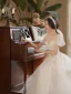 Élégant Ivoire Robe De Mariée 2021 Princesse Encolure Dégagée Perle En Dentelle Fleur Manches Courtes Dos Nu Longue Mariage
