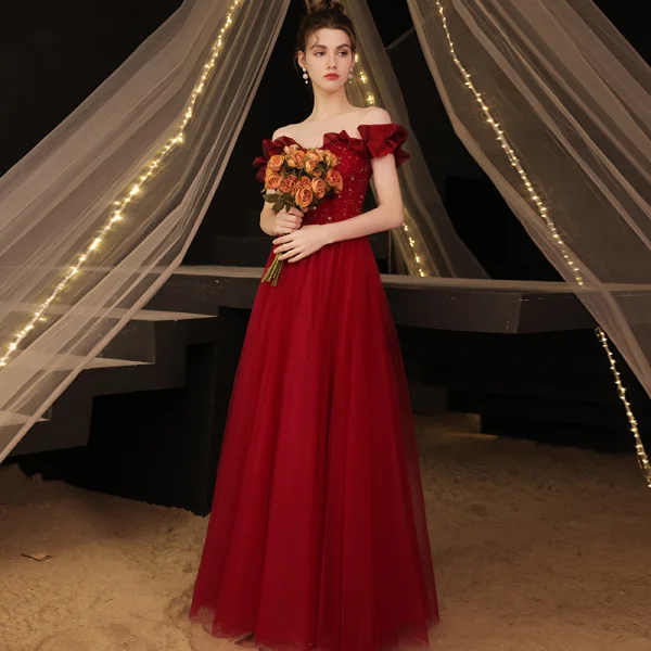 Chic / Beautiful Burgundy Prom Dresses 2021 A-Line / Princess Off-The-Shoulder Beading Rhinestone Sequins Short Sleeve Backless Floor-Length / Long Formal Dresses