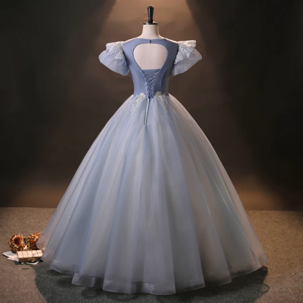 Vintage / Retro Quinceañera Prom Dresses 2024 Sky Blue Crossed Straps Beading Pearl Tulle Cap Sleeves Ball Gown Formal Dresses