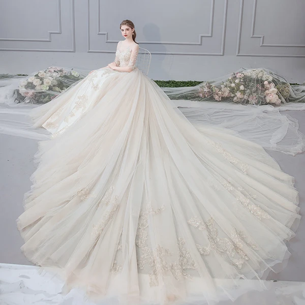 Chic / Belle Champagne Robe De Mariée 2019 Princesse Encolure Dégagée Perlage En Dentelle Fleur 1/2 Manches Cathedral Train