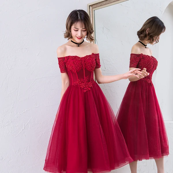 Chic / Beautiful Burgundy Evening Dresses 2019 A-Line / Princess Off-The-Shoulder Beading Crystal Lace Flower Short Sleeve Backless Tea-length Formal Dresses