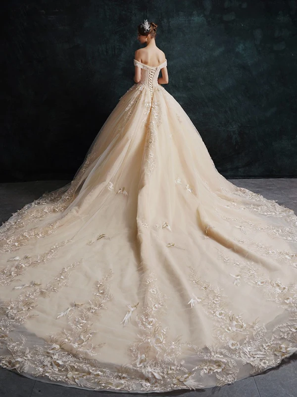 Luxe Champagne Robe De Mariée 2019 Robe Boule De l'épaule Perlage Perle En Dentelle Fleur Paillettes Manches Courtes Dos Nu Cathedral Train