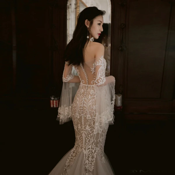 Sexy Champagne Wedding Dresses 2019 Trumpet / Mermaid Off-The-Shoulder Lace Flower Glitter Tulle Long Sleeve Backless Cathedral Train
