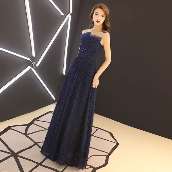 Chic / Beautiful Navy Blue Mother Of The Bride Dresses With Shawl 2019 A-Line / Princess Strapless Crystal Lace Flower Tassel Sleeveless Backless Floor-Length / Long
