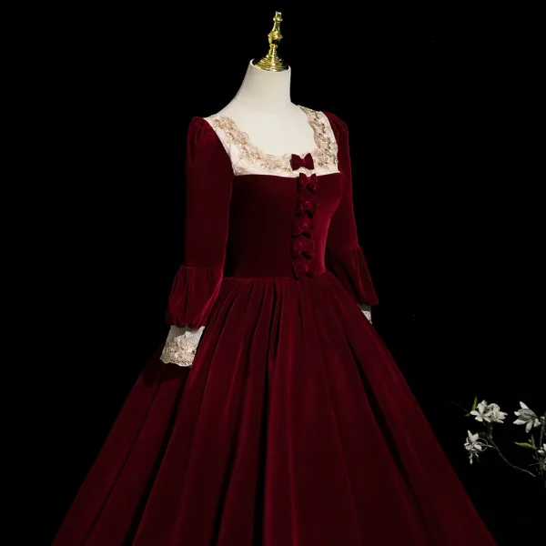 Elegant Burgundy Velvet Bow Prom Dresses 2025 Ball Gown Square Neckline Long Sleeve Backless Floor-Length / Long Formal Dresses