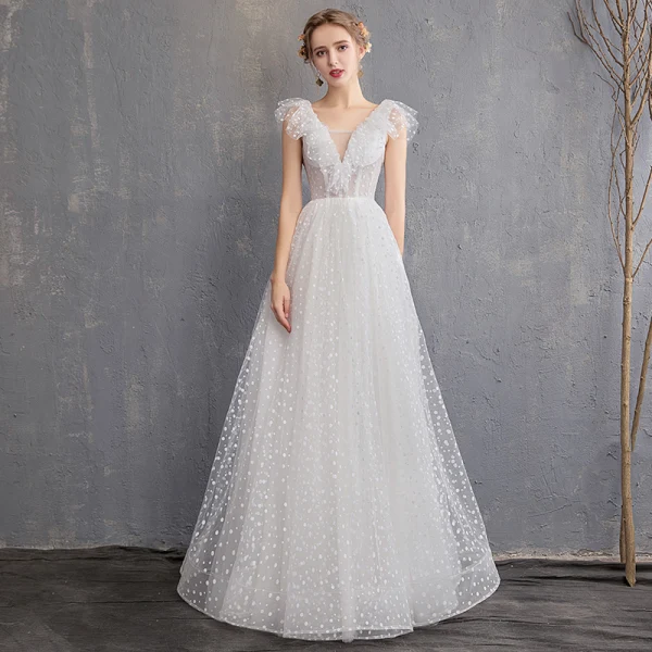 Schöne Ivory / Creme Strand Brautkleider / Hochzeitskleider 2019 A Linie Tiefer V-Ausschnitt Geflecktes Ärmellos Rückenfreies Lange