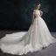 Style Audrey Hepburn Ivoire Robe De Mariée 2019 Princesse De l'épaule Paillettes Cristal En Dentelle Fleur Manches Courtes Dos Nu Cathedral Train