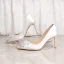 Schöne Ivory / Creme Brautschuhe 2019 Leder Kristall 9 cm Stilettos Spitzschuh Hochzeit Pumps