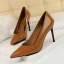 Eenvoudige Khaki Kantoor Pumps 2019 Lakleer 9 cm Naaldhakken / Stiletto Spitse Neus Pumps