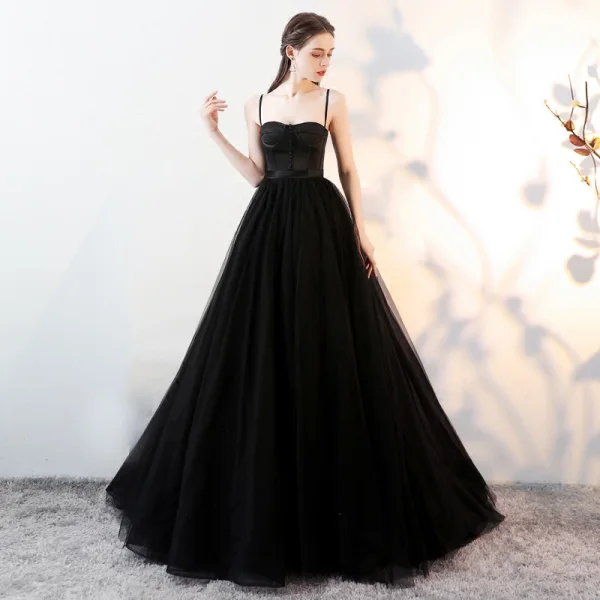 Elegante Schwarz Ballkleider 2018 A Linie Spaghettiträger Rückenfreies Ärmellos Sweep / Pinsel Zug Festliche Kleider