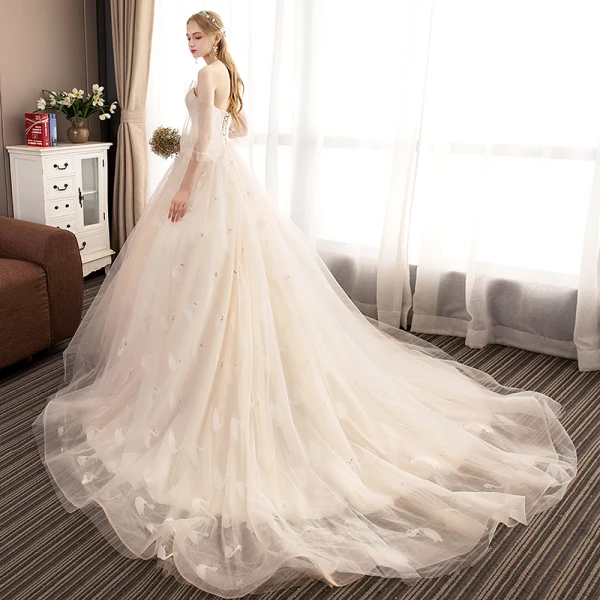 Eleganta Champagne Bröllopsklänningar 2019 Prinsessa Axelbandslös Beading Pärla Spets Korta ärm Halterneck Domstol Tåg
