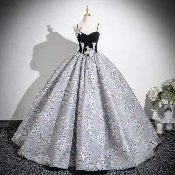 Inhabituel Noire Perlage En Dentelle Fleur Impression Robe De Bal 2025 Robe Boule Bretelles Spaghetti Sans Manches Dos Nu Longue Robe De Ceremonie