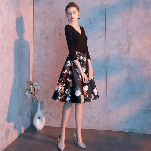 Chic / Beautiful Black Party Dresses 2019 A-Line / Princess V-Neck Bow Printing 3/4 Sleeve Backless Short Formal Dresses