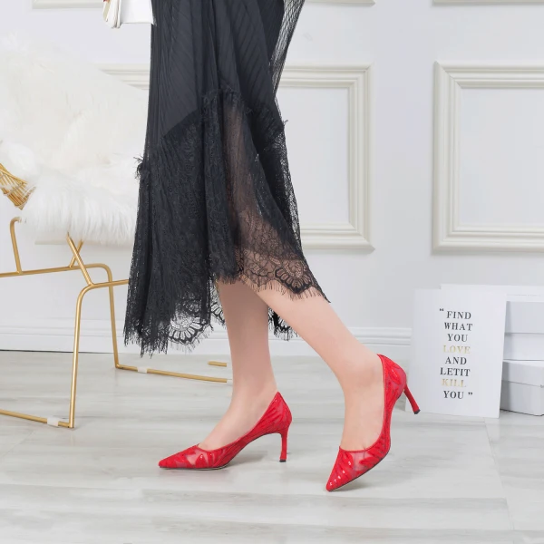 Elegant Burgundy See-through Wedding Shoes 2019 Lace 7 cm Stiletto Heels Pointed Toe Wedding Pumps