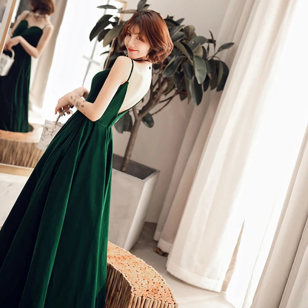 Simple Couleur Unie Vert Foncé de retour Robe De Graduation 2019 Princesse Bretelles Spaghetti Daim Sans Manches Dos Nu Longueur Cheville Robe De Ceremonie