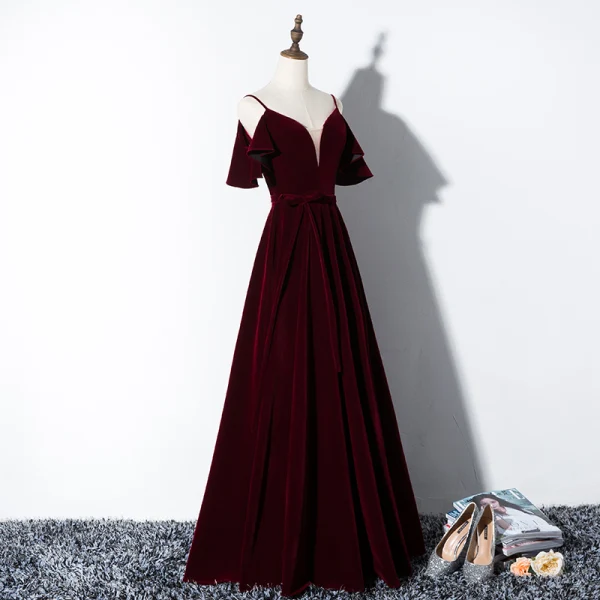 Elegant Burgundy Evening Dresses  2019 A-Line / Princess Spaghetti Straps Suede Bow Short Sleeve Backless Floor-Length / Long Formal Dresses