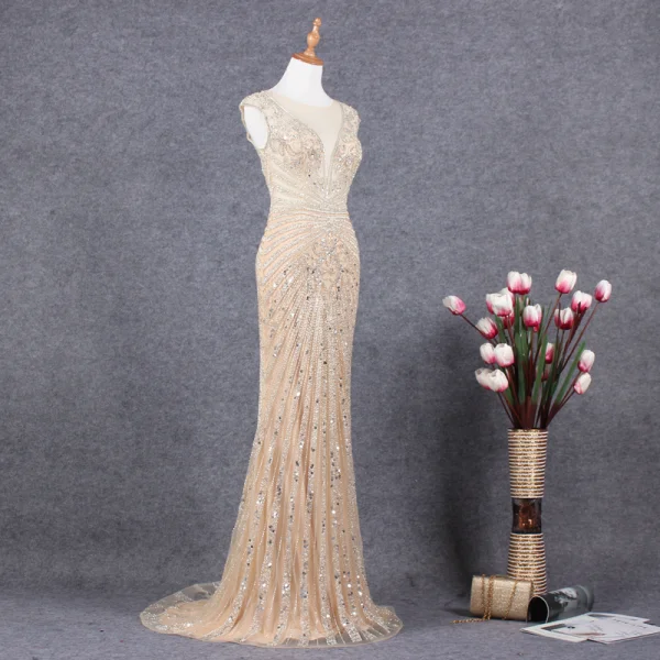 Charmant Champagne Robe De Soirée 2019 Trompette / Sirène Encolure Dégagée Fait main Perlage Cristal Paillettes Sans Manches Train De Balayage Robe De Ceremonie