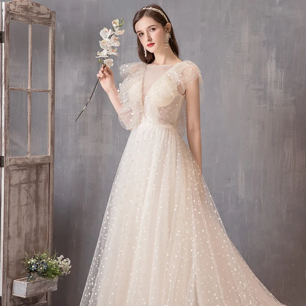 Élégant Champagne Robe De Mariée 2019 Princesse Encolure Carrée Tachetée Sans Manches Dos Nu Tribunal Train