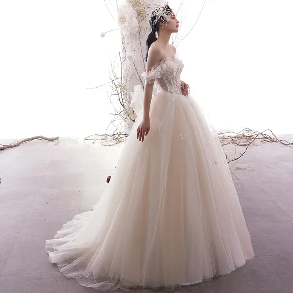Chic Champagne Robe De Mariée 2019 Princesse De l'épaule Paillettes En Dentelle Fleur Sans Manches Dos Nu Train De Balayage