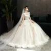 Audrey Hepburn Style Champagne Wedding Dresses 2019 A-Line / Princess Ruffle Scoop Neck Beading Lace Flower Sleeveless Backless Floor-Length / Long