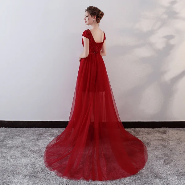 Chic / Belle Bordeaux Robe De Soirée 2018 Princesse En Dentelle Fleur Cristal Noeud V-Cou Dos Nu Manches Courtes Train De Balayage Robe De Ceremonie