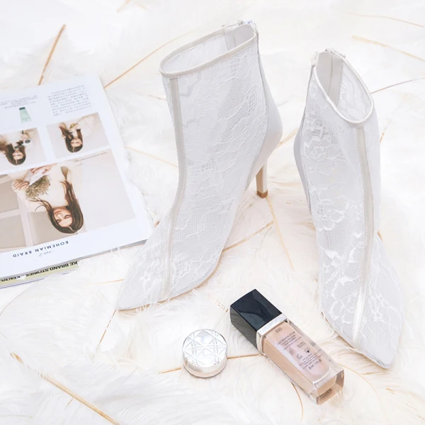 Stilig Elfenben Brudesko 2019 Lær Blonder 8 cm Stiletthæler Spisse Bryllup Boots