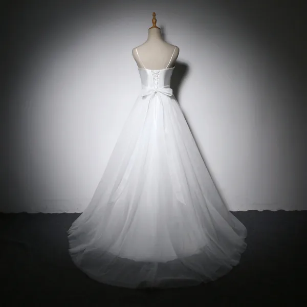 Modest / Simple Ivory Wedding Dresses 2018 A-Line / Princess Bow Spaghetti Straps Backless Sleeveless Sweep Train Wedding
