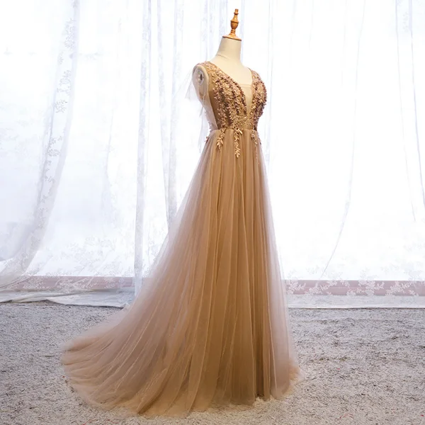 Élégant Champagne Robe De Soirée 2019 Princesse V-Cou Perlage Faux Diamant Appliques En Dentelle Fleur Manches Courtes Dos Nu Train De Balayage Robe De Ceremonie