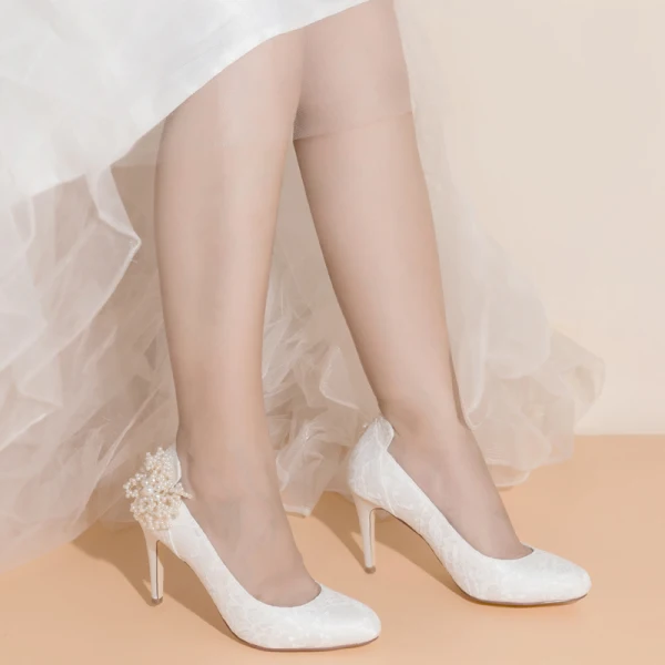 Eleganta Elfenben Satin Spets Pärla Brudskor 2021 8 cm Stilettklackar Spetsiga Bröllop Pumps Högklackade
