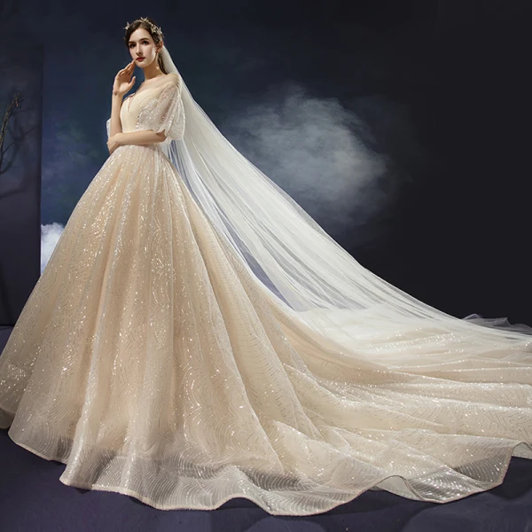 Charmant Champagne Robe De Mariée 2019 Princesse Encolure Dégagée En Dentelle Fleur Perlage Paillettes 1/2 Manches Dos Nu Cathedral Train Mariage
