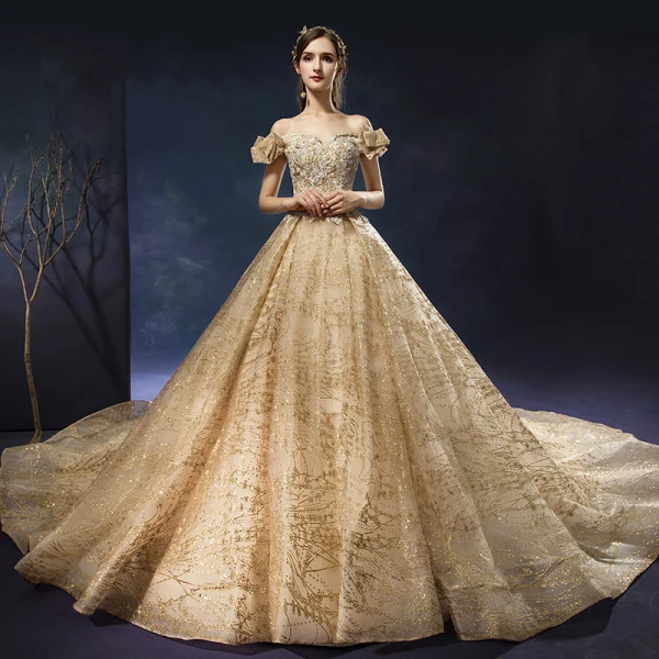 Luxe Champagne Robe De Mariée 2019 Princesse De l'épaule Perlage Perle Paillettes En Dentelle Fleur Manches Courtes Dos Nu Royal Train