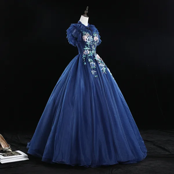 Vintage / Originale Bleu Marine Robe De Bal 2019 Robe Boule Volants Col Haut Faux Diamant Perle En Dentelle Fleur Manches Courtes Dos Nu Longue Robe De Ceremonie