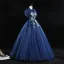 Vintage / Originale Bleu Marine Robe De Bal 2019 Robe Boule Volants Col Haut Faux Diamant Perle En Dentelle Fleur Manches Courtes Dos Nu Longue Robe De Ceremonie
