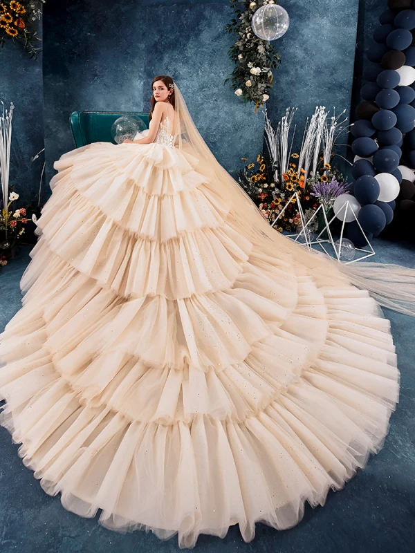 High-end Champagne Wedding Dresses 2019 Ball Gown Spaghetti Straps Beading Sequins Lace Flower Sleeveless Backless Cascading Ruffles Royal Train