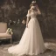 Charmant Ivory / Creme Brautkleider / Hochzeitskleider 2019 A Linie Neckholder Perlenstickerei Pailletten Spitze Blumen Ärmellos Rückenfreies Hof-Schleppe