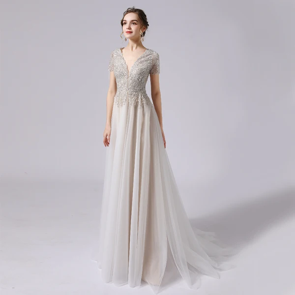 Charmant Champagner Brautkleider / Hochzeitskleider 2021 A Linie Perlenstickerei Kristall Pailletten Tiefer V-Ausschnitt Kurze Ärmel Rückenfreies Sweep / Pinsel Zug Hochzeit