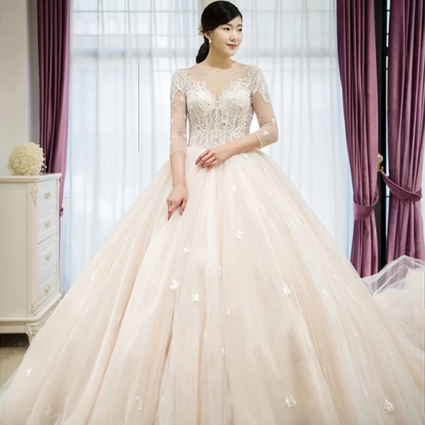 Elegant Champagne Wedding Dresses 2018 Ball Gown Lace Appliques Beading Scoop Neck Backless 3/4 Sleeve Royal Train Wedding
