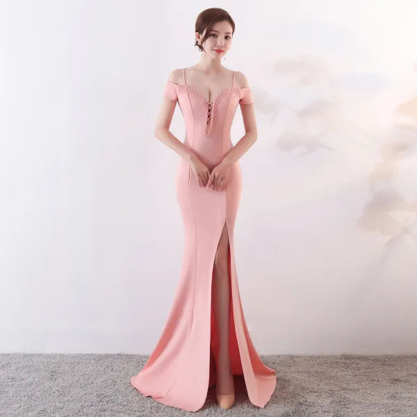 Chic / Belle Couleur Unie Ivoire Robe De Soirée 2019 Trompette / Sirène Bretelles Spaghetti Perlage Gland Sans Manches Dos Nu Fendue devant Longue Robe De Ceremonie