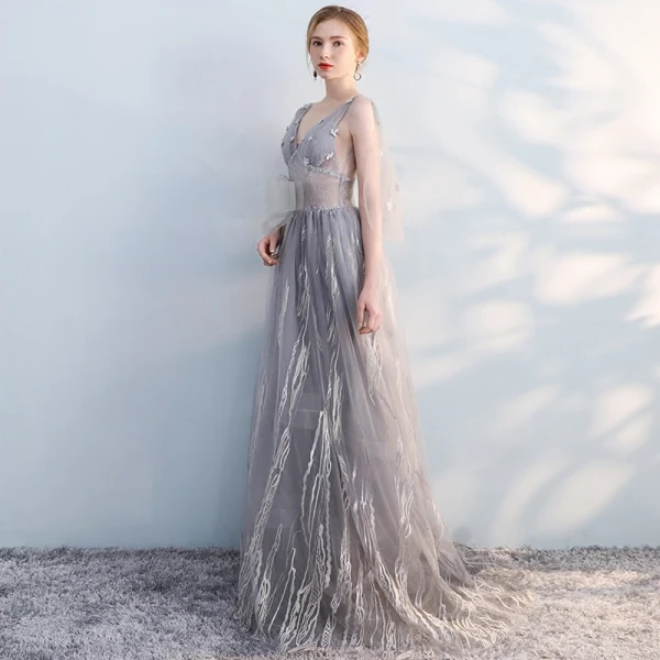 Chic / Beautiful Grey Evening Dresses 2019 A-Line / Princess V-Neck Bow Lace Flower 1/2 Sleeves Backless Sweep Train Formal Dresses