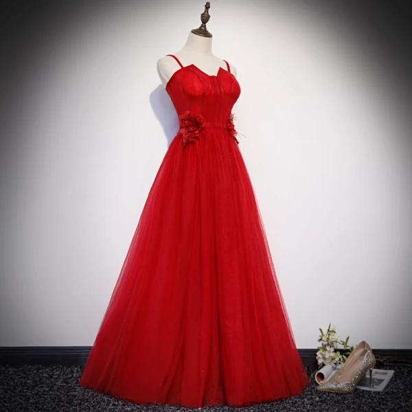 Chic Couleur Unie Rouge Robe De Soirée 2019 Princesse Bretelles Spaghetti Perlage En Dentelle Fleur Appliques Perle Sans Manches Dos Nu Longue Robe De Ceremonie