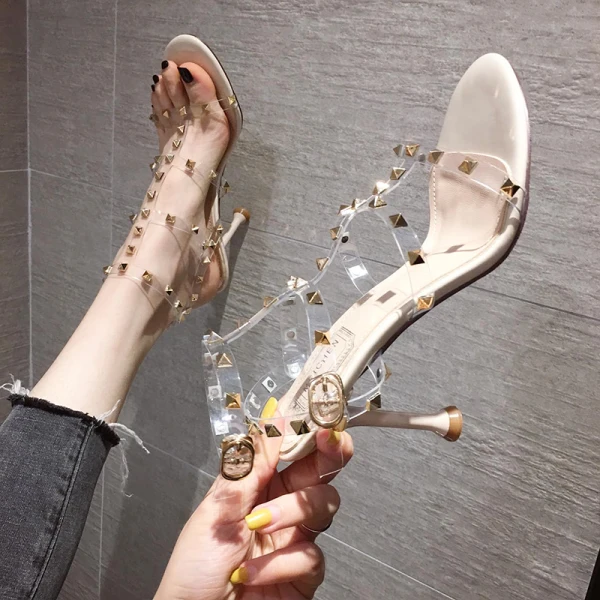 Sexy Gold Cocktail Party Evening Party Womens Sandals 2021 Rivet T-Strap 9 cm Stiletto Heels Open / Peep Toe Sandals High Heels