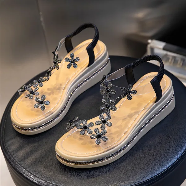 Fashion Gold Street Wear Rhinestone T-Strap Flat Womens Sandals 2021 Open / Peep Toe Sandals
