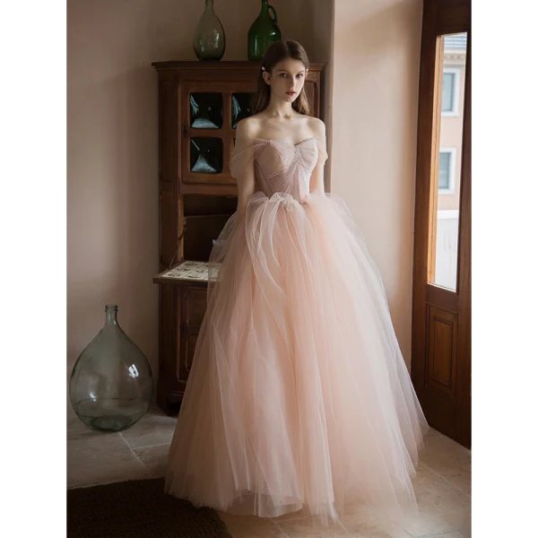 Chic / Beautiful Blushing Pink Pearl Prom Dresses 2021 A-Line / Princess Off-The-Shoulder Short Sleeve Backless Floor-Length / Long Prom Formal Dresses