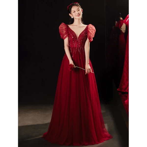 Charmant Bordeaux Robe De Bal 2021 Princesse Col v profond Perlage Paillettes Manches Courtes Dos Nu Longue Promo Robe De Ceremonie