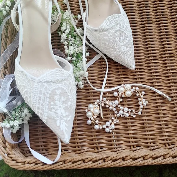 Chic / Belle Blanche Dentelle Fleur Chaussure De Mariée 2021 6 cm Talons Aiguilles À Bout Pointu Mariage Talons Hauts