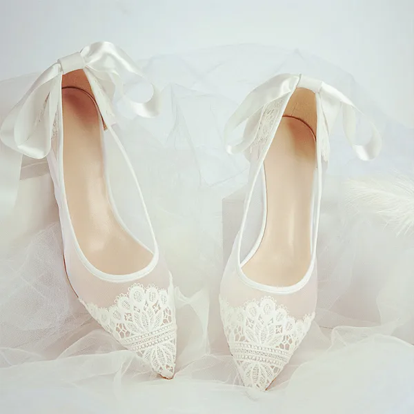 Elegant White Lace Flower Wedding Shoes 2021 Leather Bow 6 cm Stiletto Heels Pointed Toe Wedding Pumps High Heels