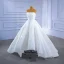 Haut de Gamme Blanche Robe De Mariée 2021 Robe Boule Perlage Volants Bustier Sans Manches Dos Nu Ceinture Train De Balayage Mariage